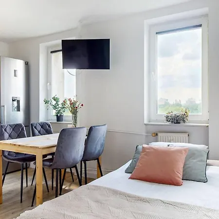Appartement Blue Nest Mokotow 2 Bedrooms Balcony